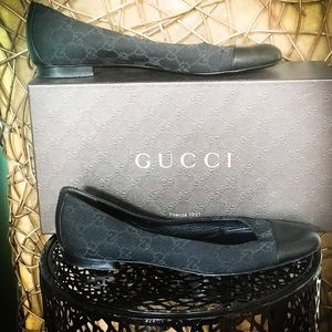 Authentic Gucci ballet  flats size 39